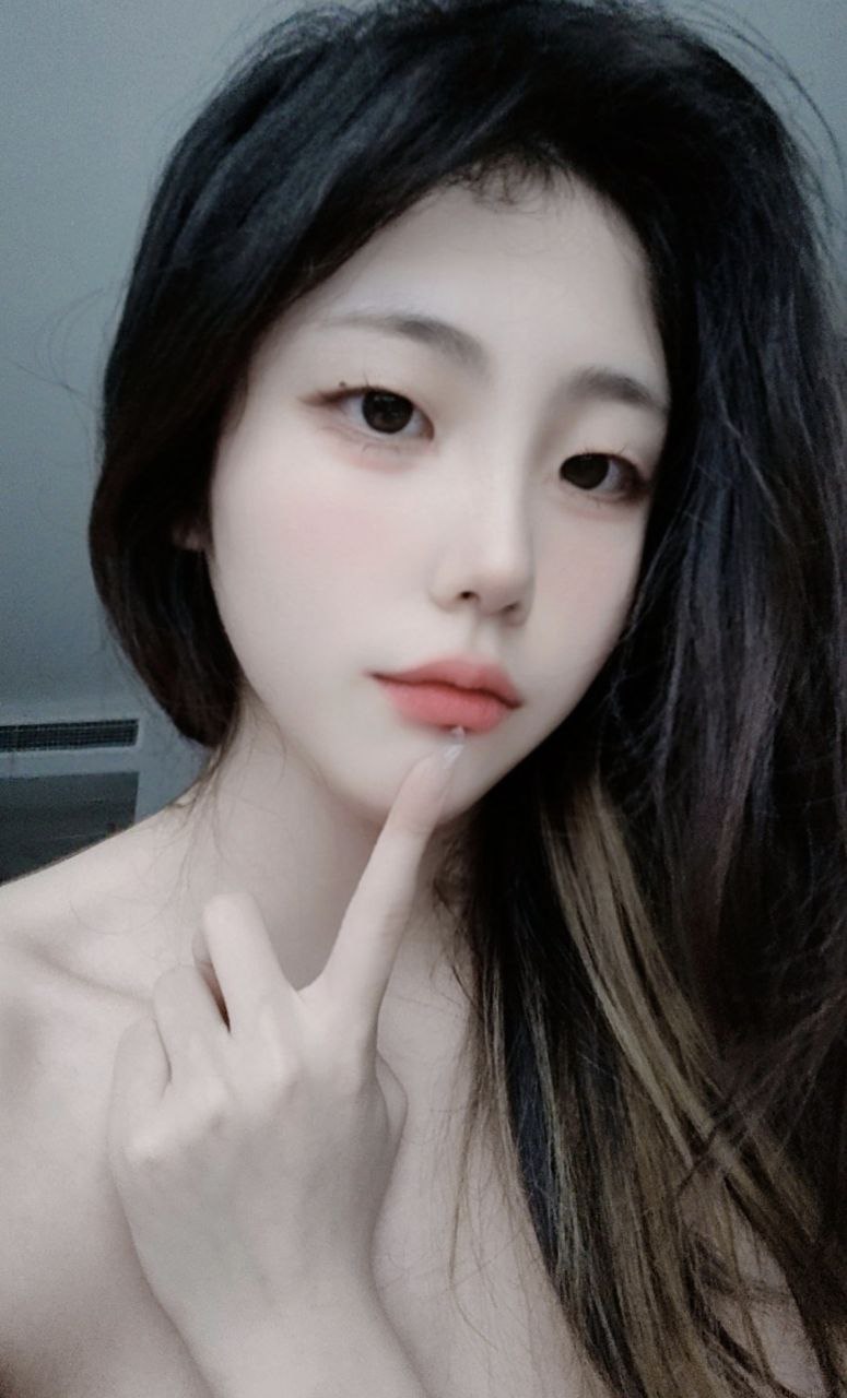 极品少妇欧美,メイリン モデルコレクション メ,观看免费无删减完整版高清在线观看